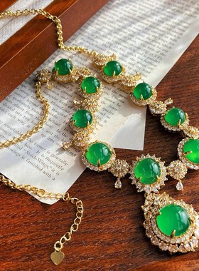 奢华镀金豪镶天然绿玉髓项链女款阳绿色玛瑙锁骨链晚宴款小众时髦