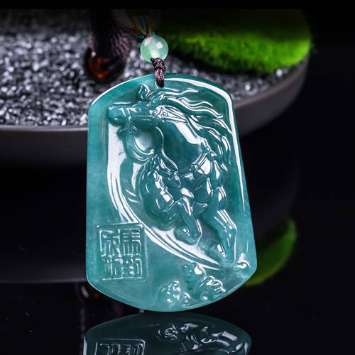天然A货翡翠马到功成立体精工玉石种老高冰吊坠挂件玉美绿翡翠