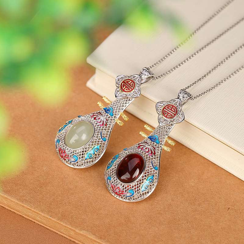 通体S925纯银镀金和田玉血珀国潮景泰蓝祥云莲花镂空琵琶银吊坠