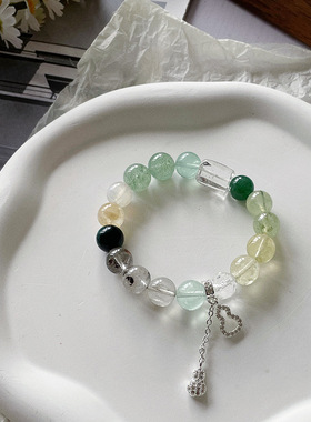 【岫烟多宝】水晶手串天然绿草莓晶ins风小众设计小清新女生手链