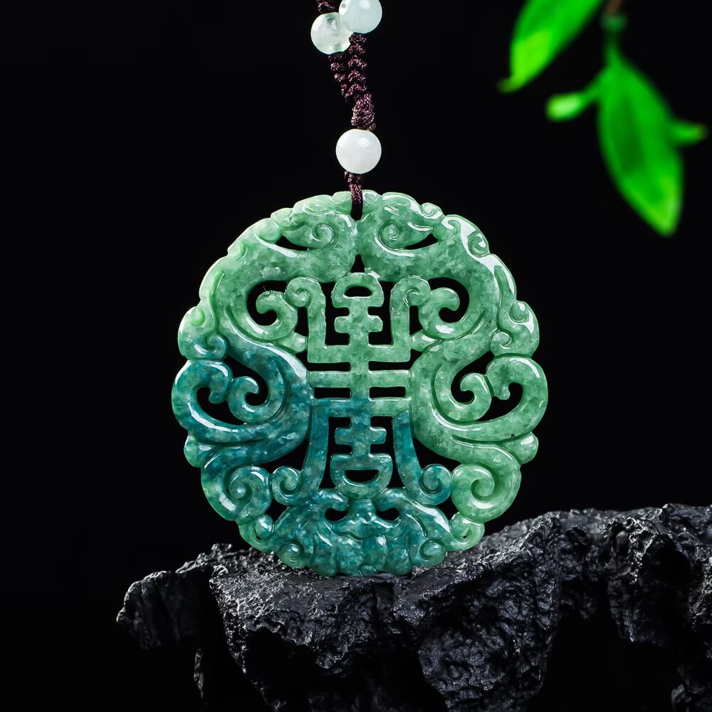 天然A货翡翠镂空仿古牌生肖龙牌玉石吊坠挂件男女款玉佩如意锁a货