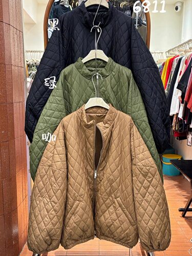 We女装6811秋冬韩版宽松大码胖mm慵懒松弛风休闲立领菱格棉服外套