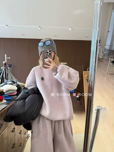 東ROOM2026秋冬新款韩版宽松休闲百搭小人刺绣加厚卫衣套装女