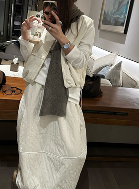 秋冬圆领宽松无袖叠穿马甲松紧腰半身裙两件套套装慵懒灰色米白色