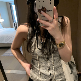 温柔性感小心机杂色挂脖针织背心韩国风修身剪裁腔调感显瘦黑杏色