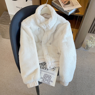 深圳南油高端女装2025冬季新款白色毛绒短外套女保暖立领绒感上衣