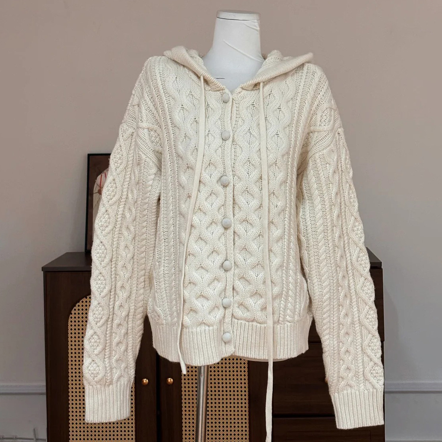 【杨超越同款】韩版慵懒风宽松羊毛连帽麻花小众设计感针织外套女