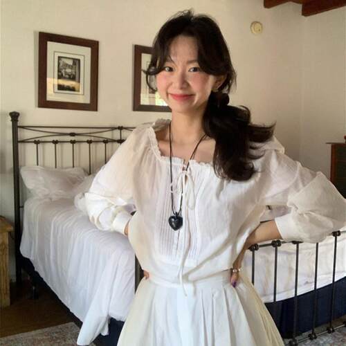 东大门同款白色蕾丝系带衬衫