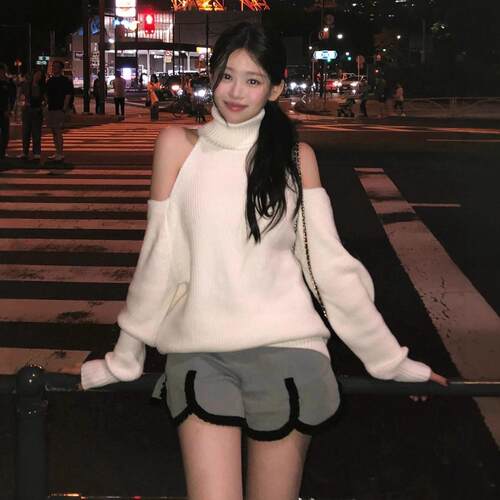 韩系女装韩国小众ins博主同款慵懒风一字肩露肩高领毛衣针织衫