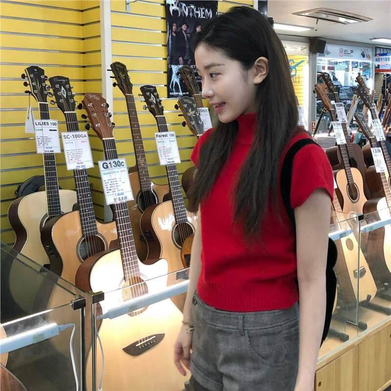 东大门韩系红色半高领修身针织衫