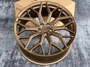 WF-HE1同款锻造轮毂理想L6L7L8L9蔚来ES6ET5ES8ET7EC6ES7ET9EC7