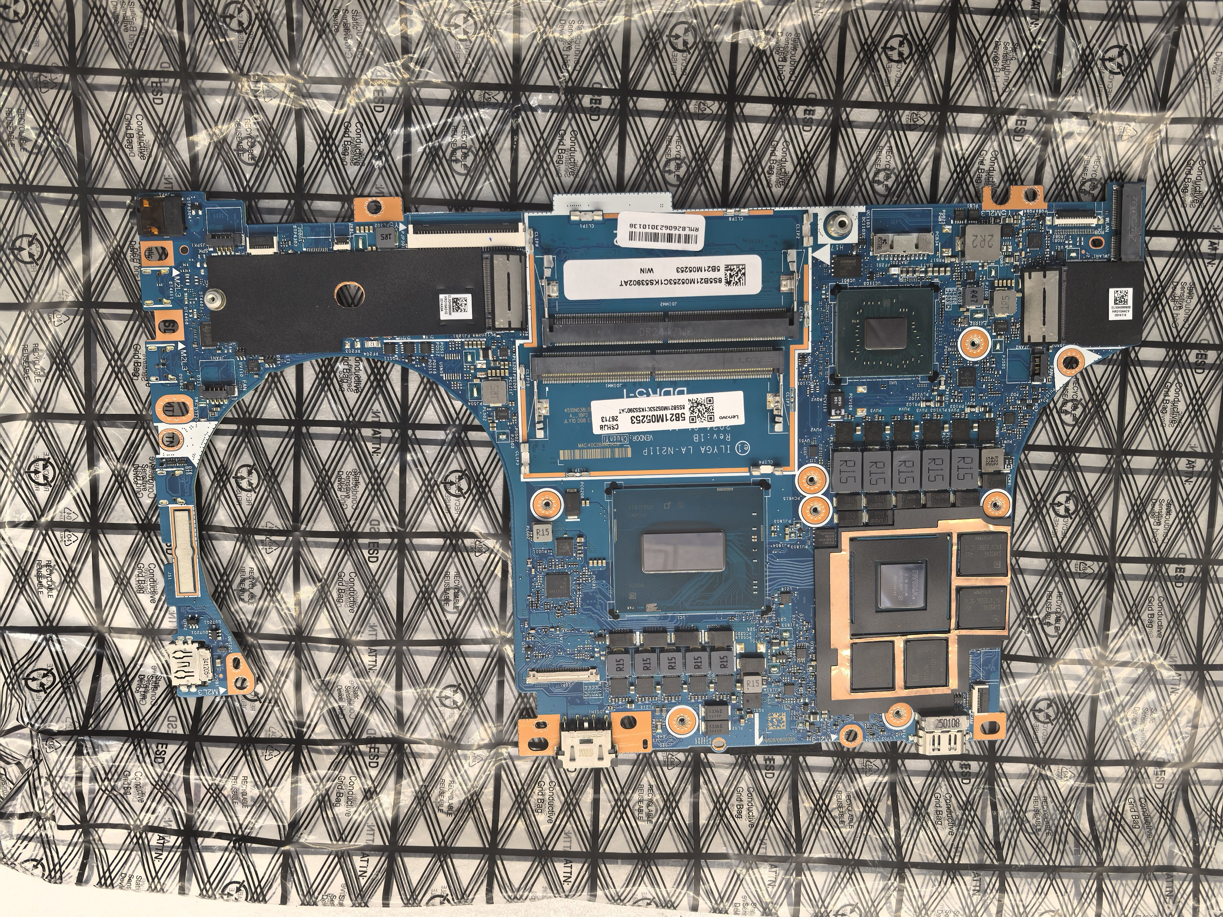 Y7000P IRX9主板联想/Lenovo LA-N211P