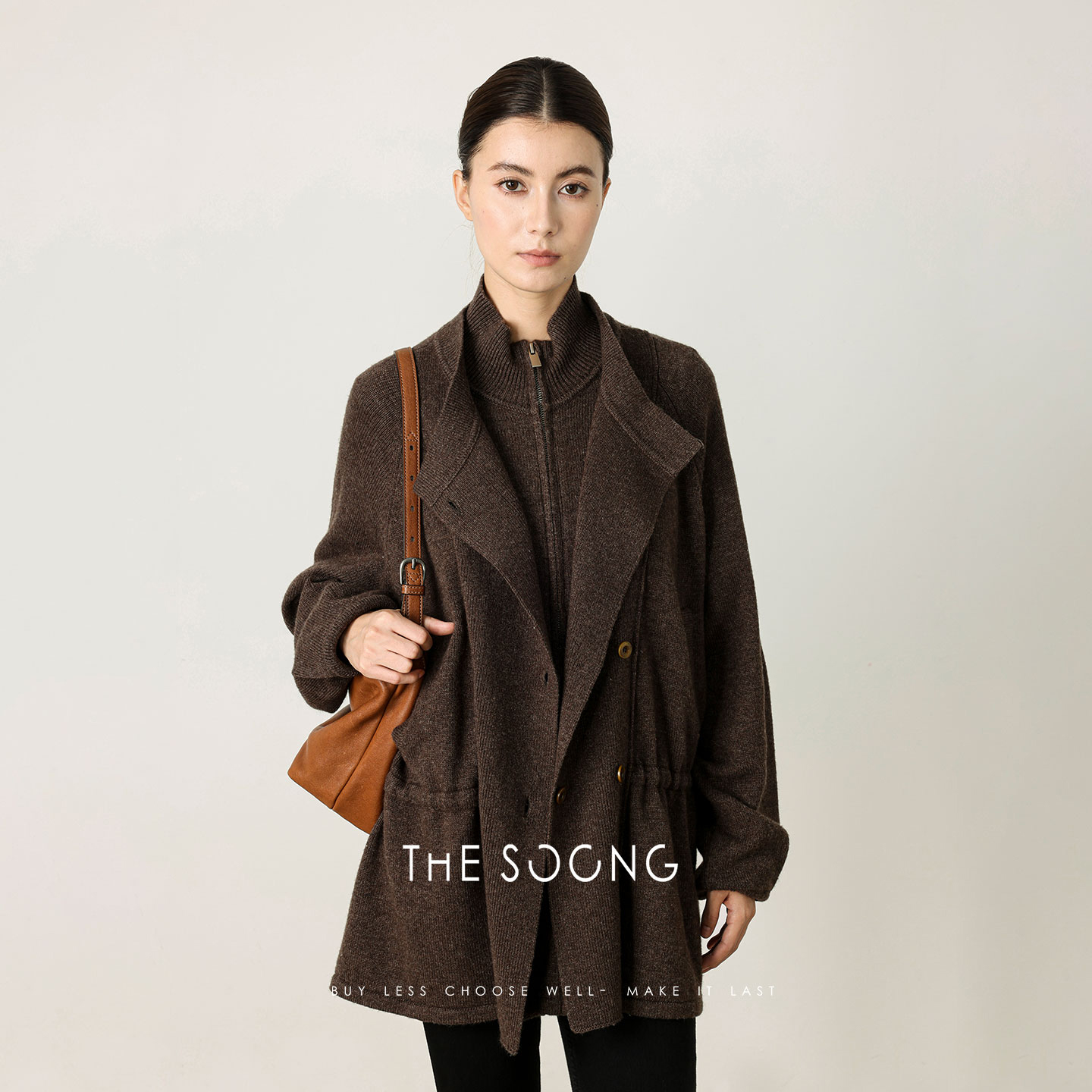 THESOONG/秋冬新款假两件立领双排扣宽松中长款女士针织外套7796