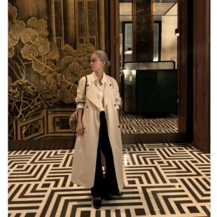 风衣外套女8604 极简风混纺肌理松弛感杏色中长款 THESOONG 米调