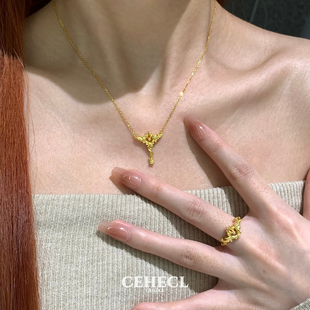 沙金爱心飞马权杖十字架项链女高级感原创设计毛衣链独特小众颈链