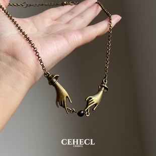 Vintage复古女巫之手项链女设计师吊坠塔罗水晶锁骨链项链不掉色