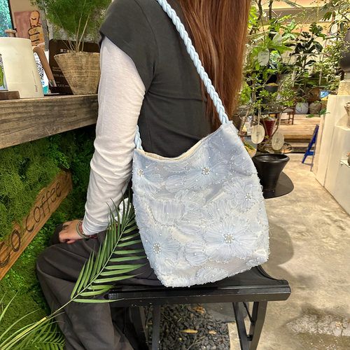 原创气质浅蓝色花朵hobo水桶包女