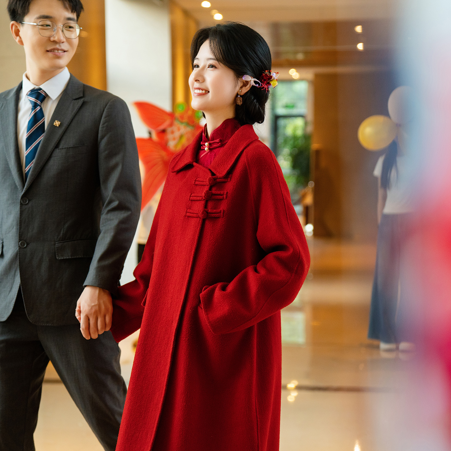 红色大衣双面羊毛女新娘结婚订婚