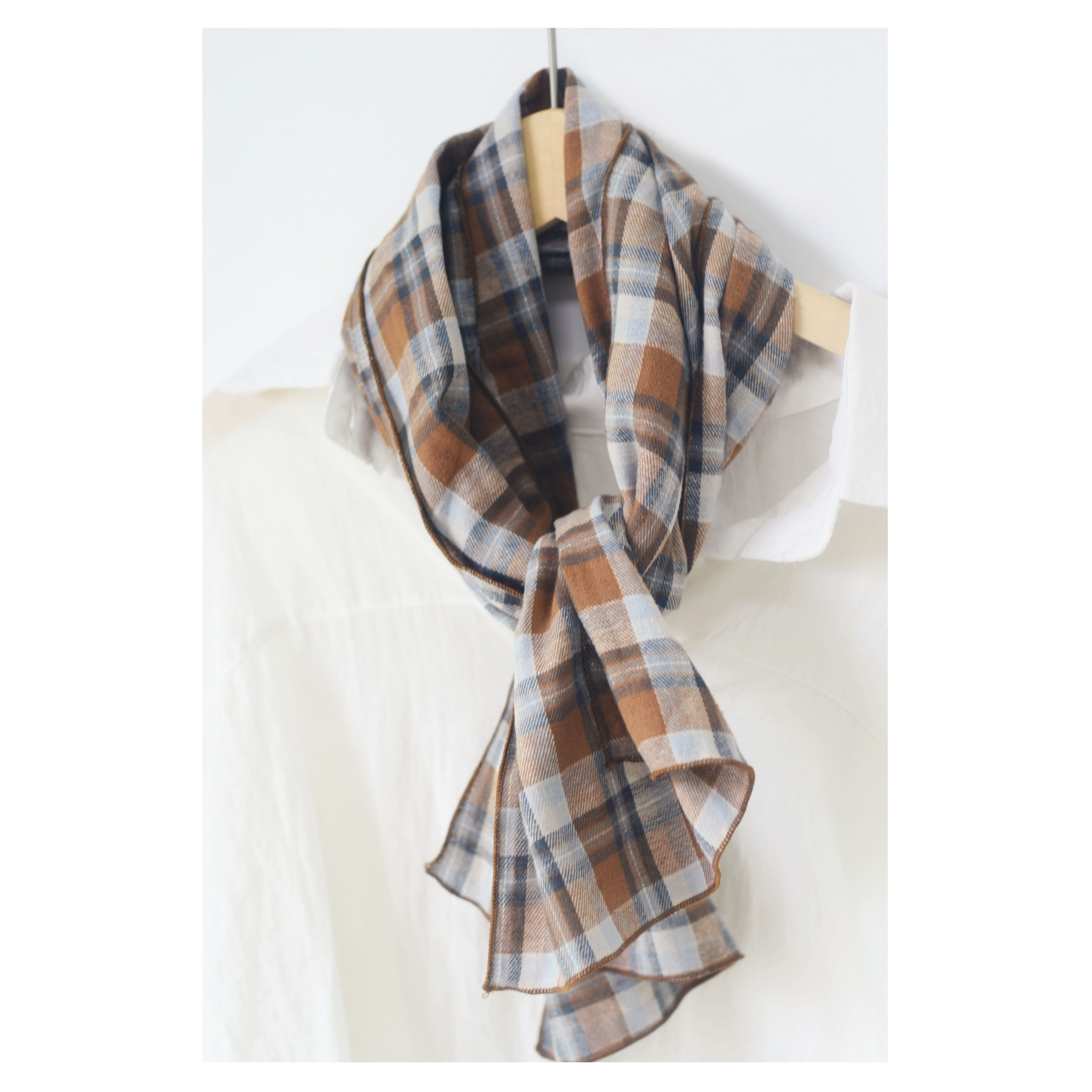 韩代同款格子围巾 秋冬磨毛文艺百搭男女保暖装饰小围巾