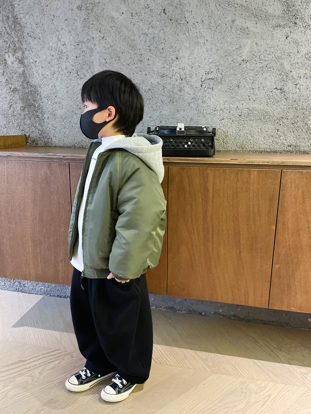 男童外套夹克儿童棉服加绒加厚冬装男孩冬季中童连帽棉衣2026新款
