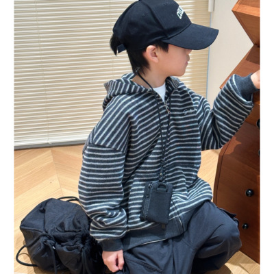 男童连帽条纹外套儿童洋气加绒潮