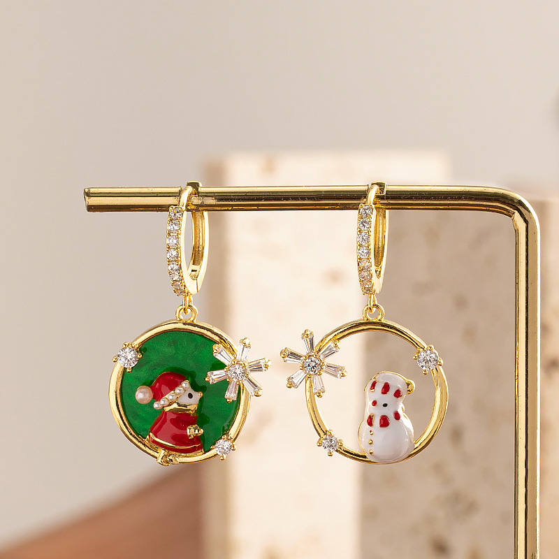 欧美圣诞不对称滴油卡通耳环铜针