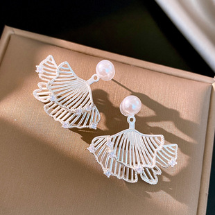 Zircon Earrings Fan Studs Pearl Korean Hollow Minimalist