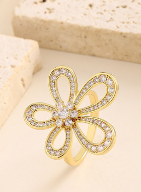 时尚精致满钻锆石太阳花开口戒指
