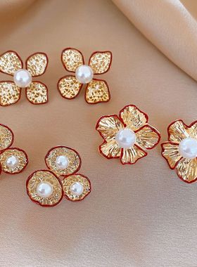 18K Gold Plated Red Hollow Flower Pearl Stud