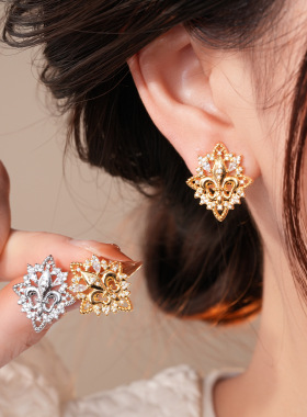 18K Gold Iris Studs, Hollow Zircon Vintage Luxury Earrings