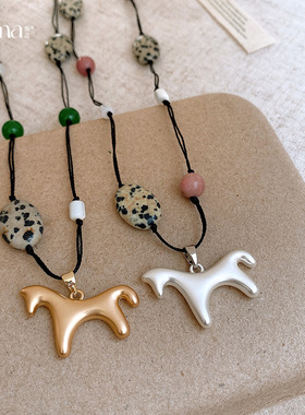 复古民族石头串珠本命年小马项链