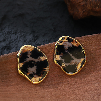 个性不规则几何环形豹纹板材耳钉