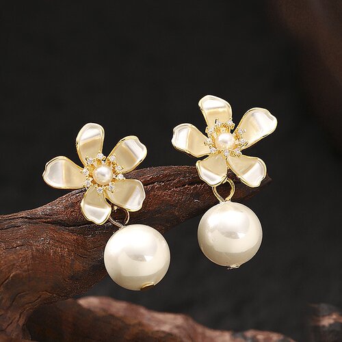 时尚精致简约度假风花朵珍珠耳环