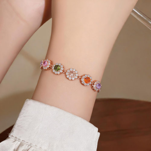 玫瑰金爆闪锆石花朵手链