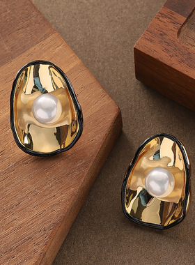 Irregular Enamel Pearl Stud Earrings Elegant Silver Needle