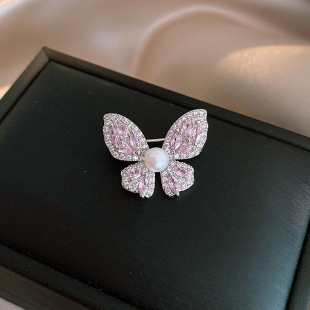 Zircon Brooch Butterfly Luxury Pin Vintage Lapel Pearl