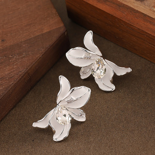 Lacquer Floral Studs Diamond Earrings Enamel French