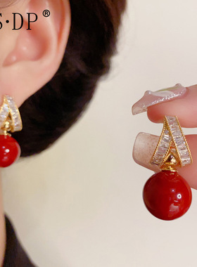 一款多戴锆石三角形珍珠耳坠小众时尚复古设计感耳环气质百搭耳扣