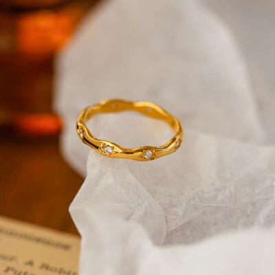 不掉色波浪微镶锆石星星金色戒指