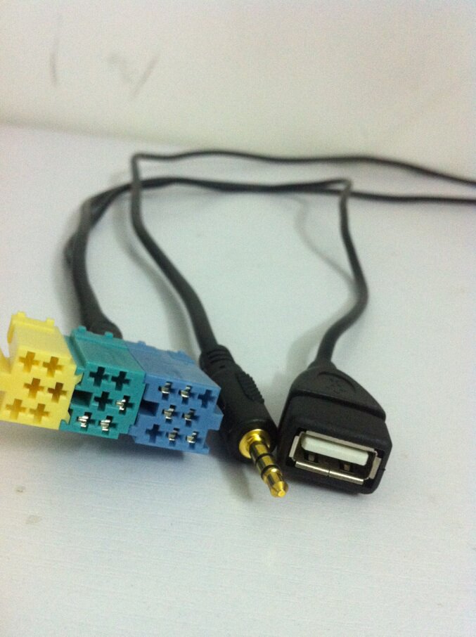 起亚狮跑现代领翔福瑞迪瑞纳汽车音响CD专用AUXUSBiPod输入线尾线