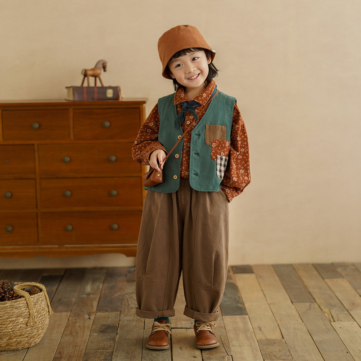 砚台家童装男童纯棉休闲裤秋冬装时髦洋气儿童裤子卡其色宝宝长裤