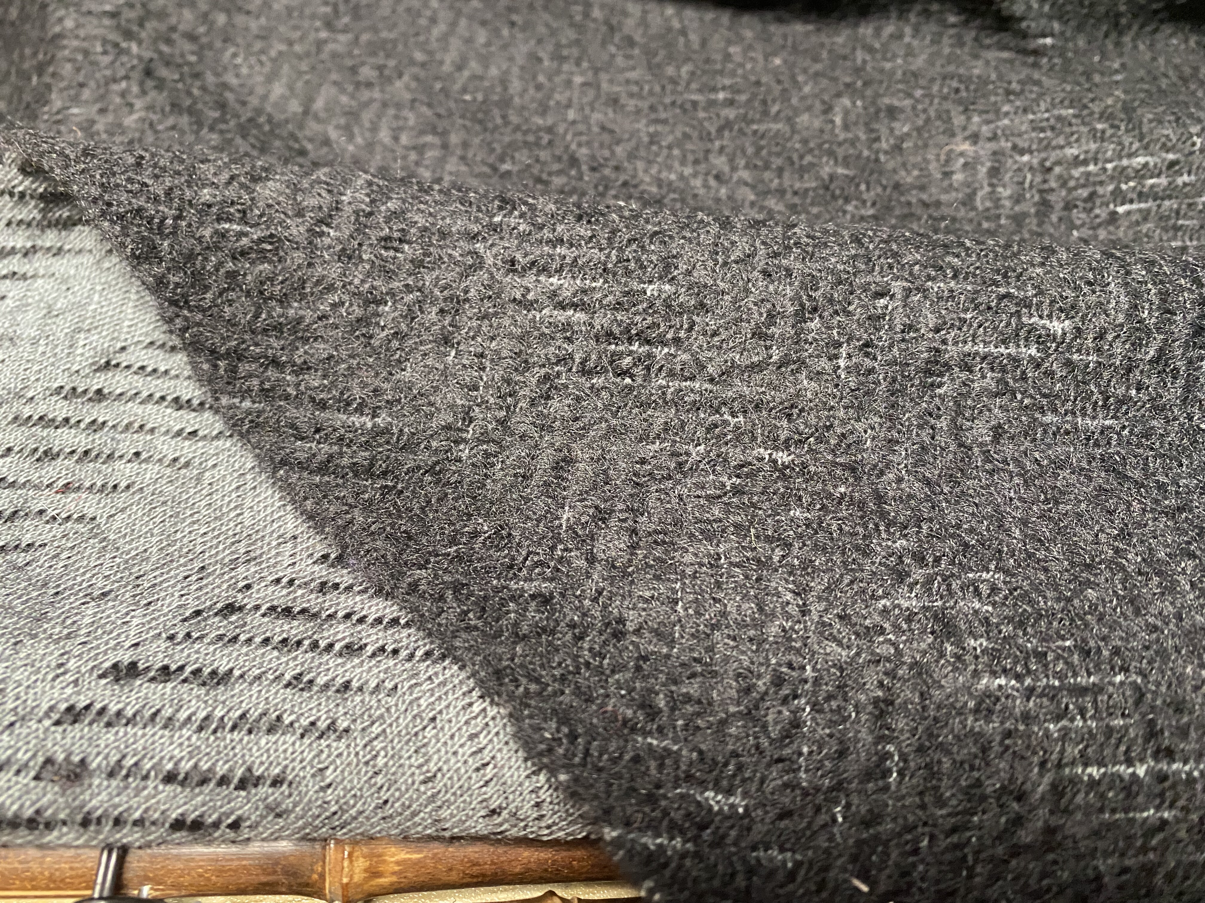 T1119 针织羊绒设计师布料2.3米×1.3米