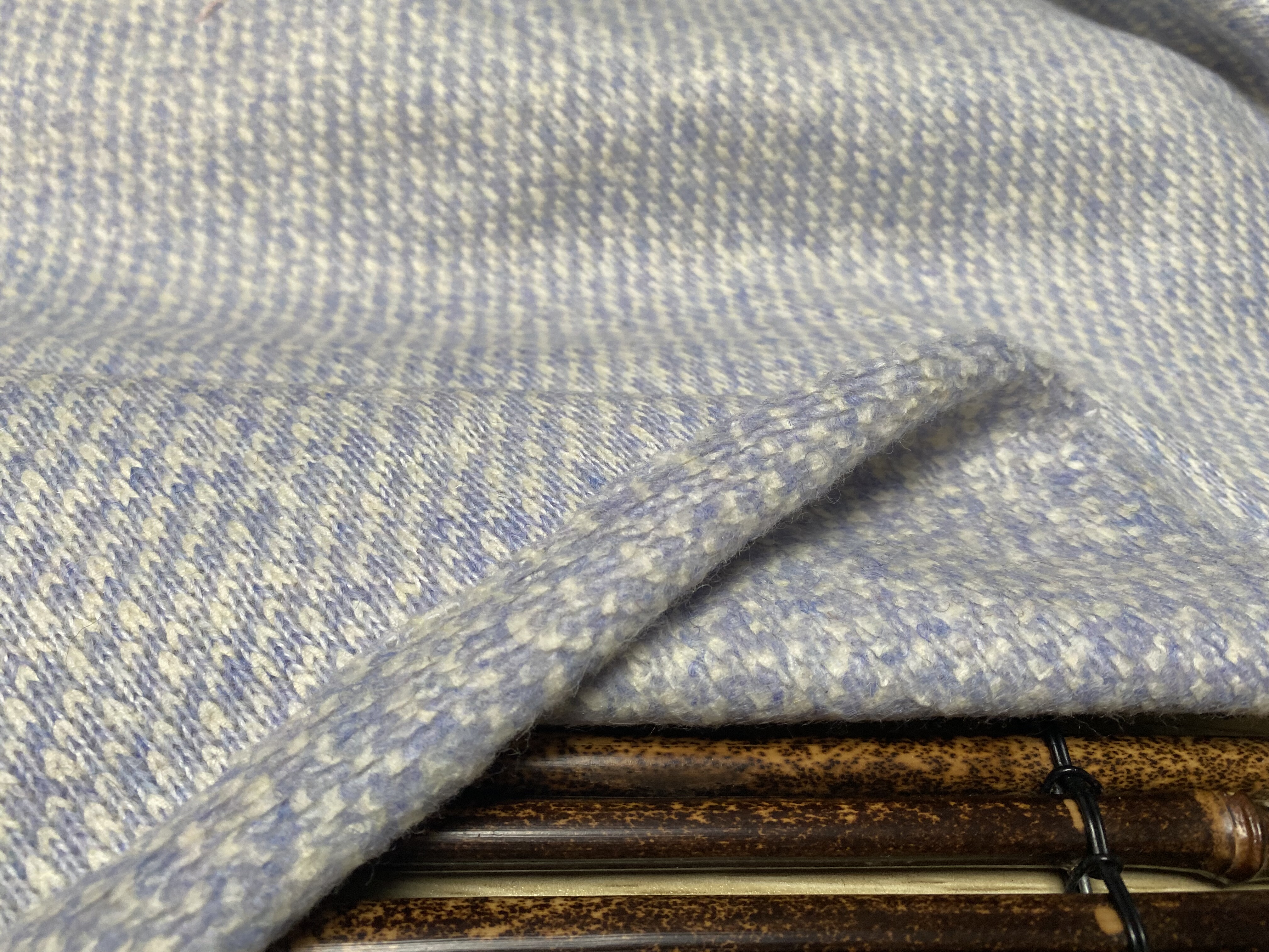 T1117 蓝色针织羊绒设计师布料2.2米乘1.45米