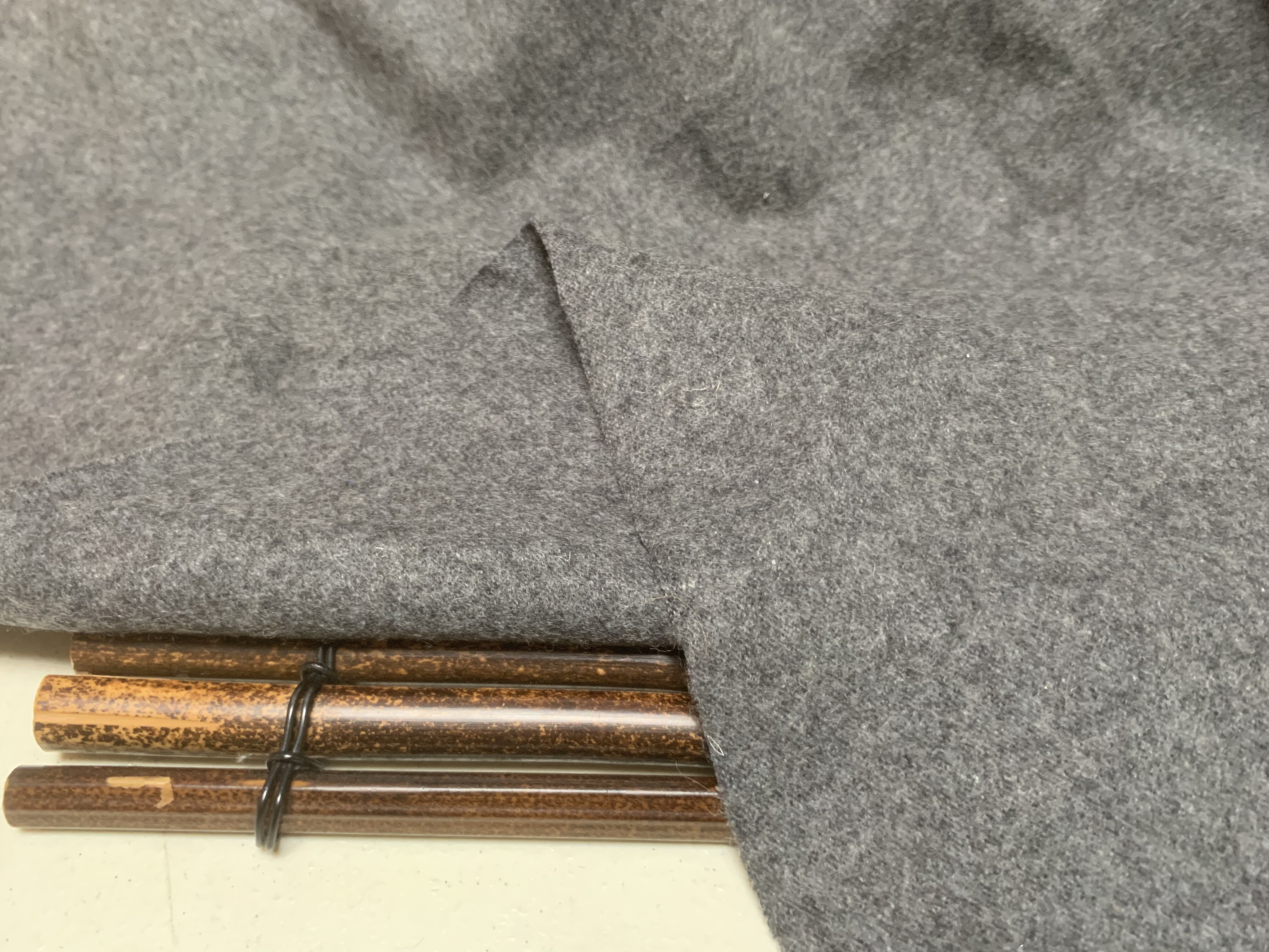 L1024 羊绒设计师布料三米乘1.60