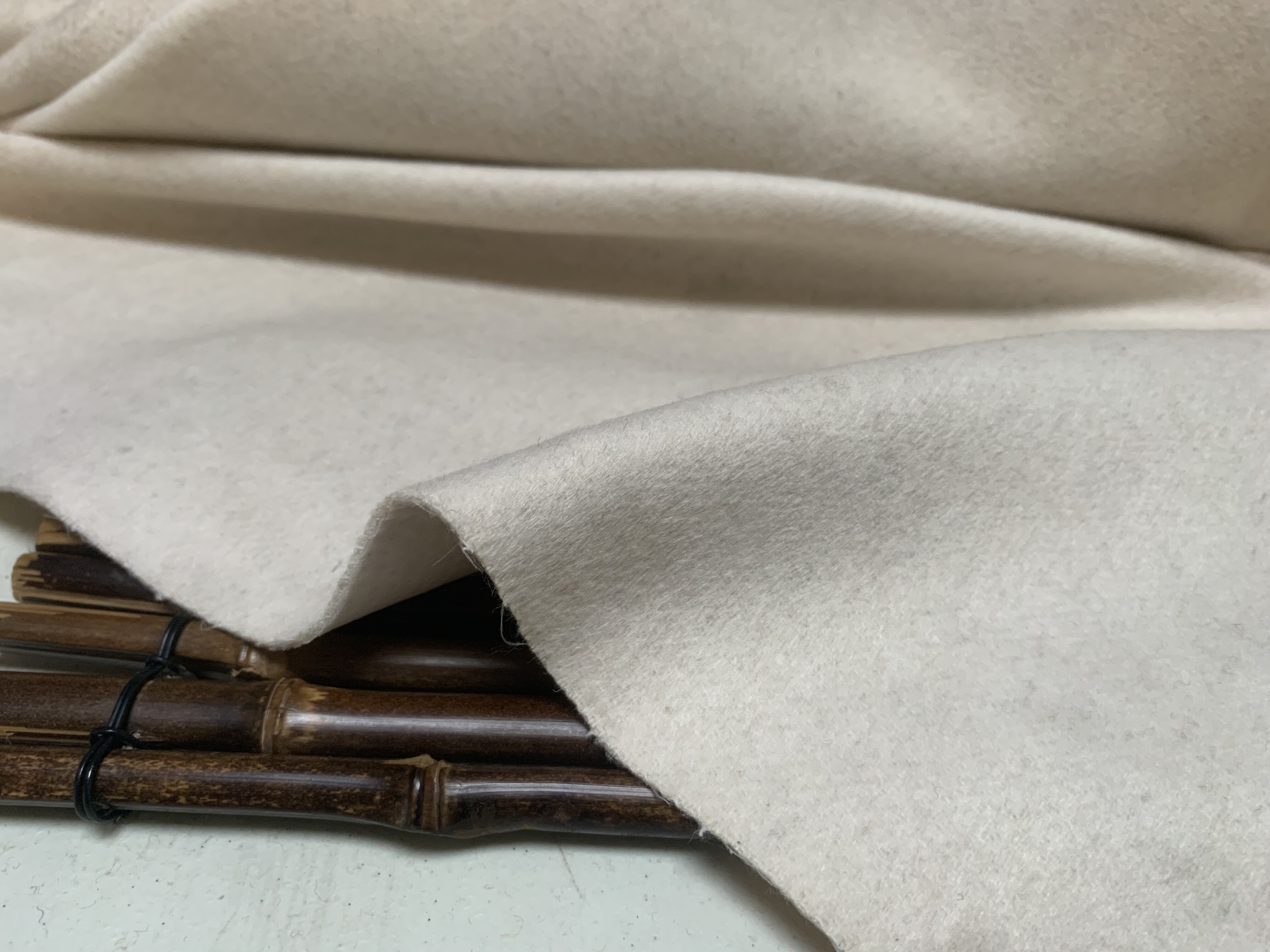 d102023 羊绒设计师布料三米乘1.40