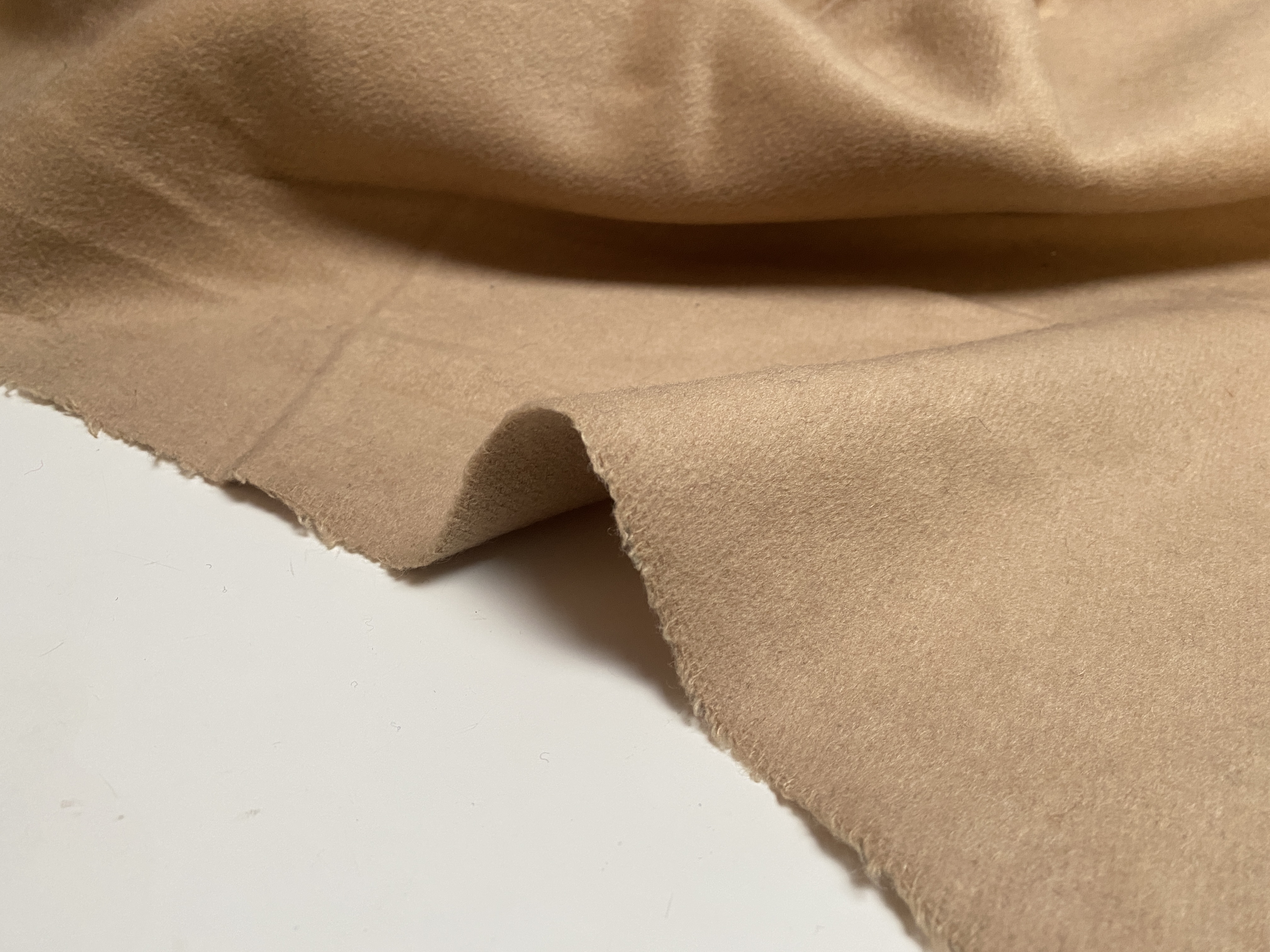 L1120 咖色羊绒设计师布料三米乘1.50