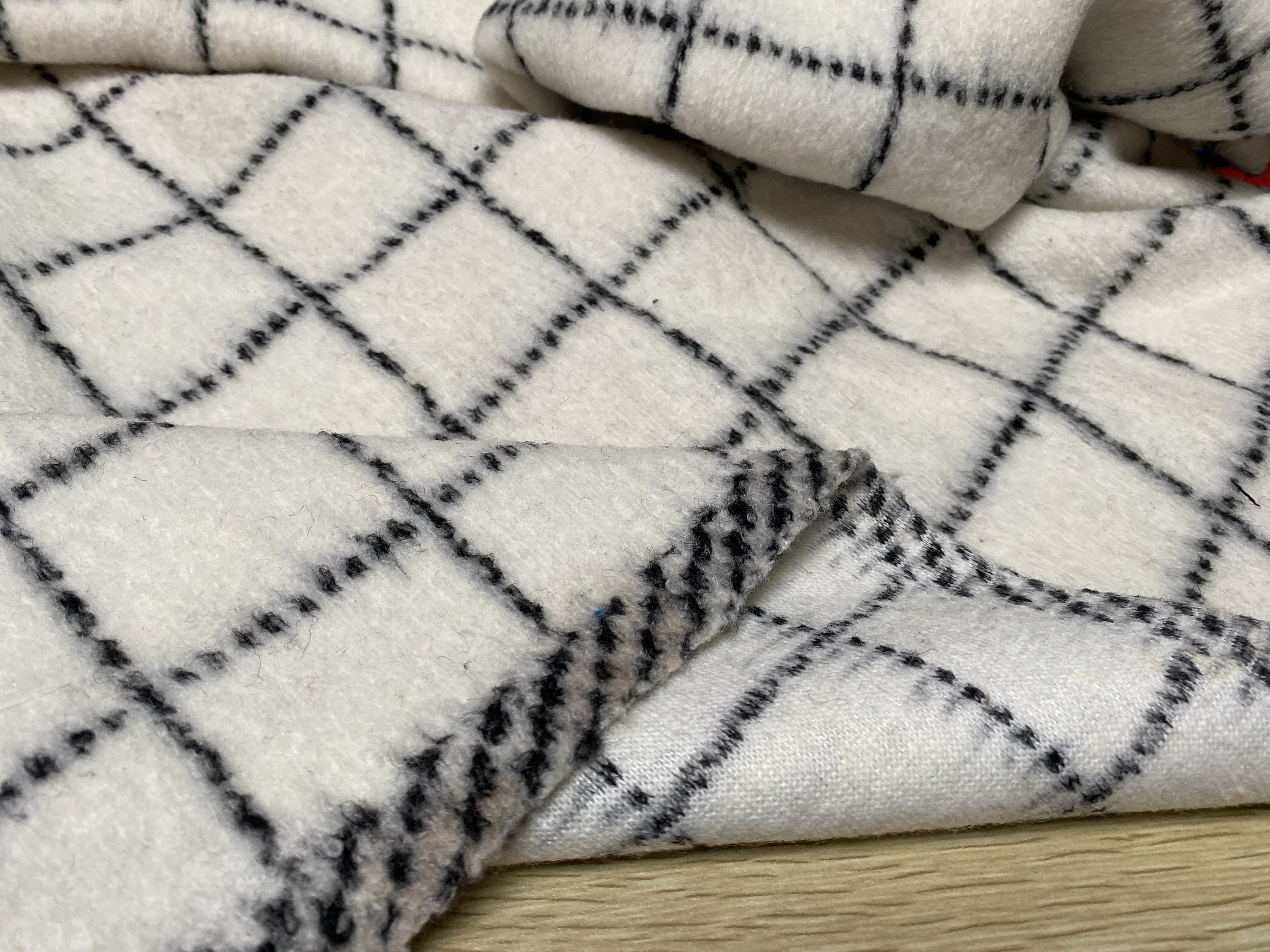 T0120针织羊绒设计师布料1.6米乘0.8米,居家布艺,海绵垫/布料/面料/手工diy,淘宝优惠券,粉丝福利购,淘宝优惠卷