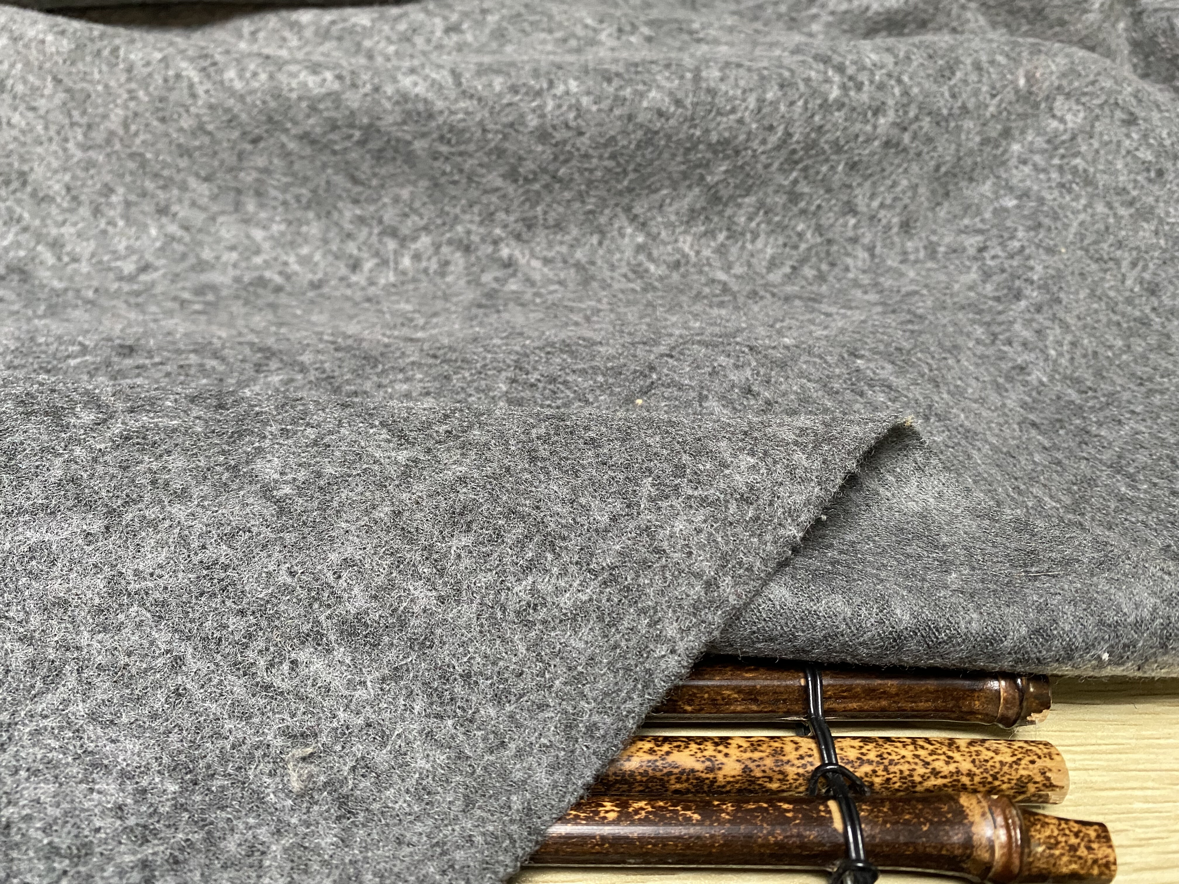 T1129 日本双面针织羊绒设计师布料3米×1.4米