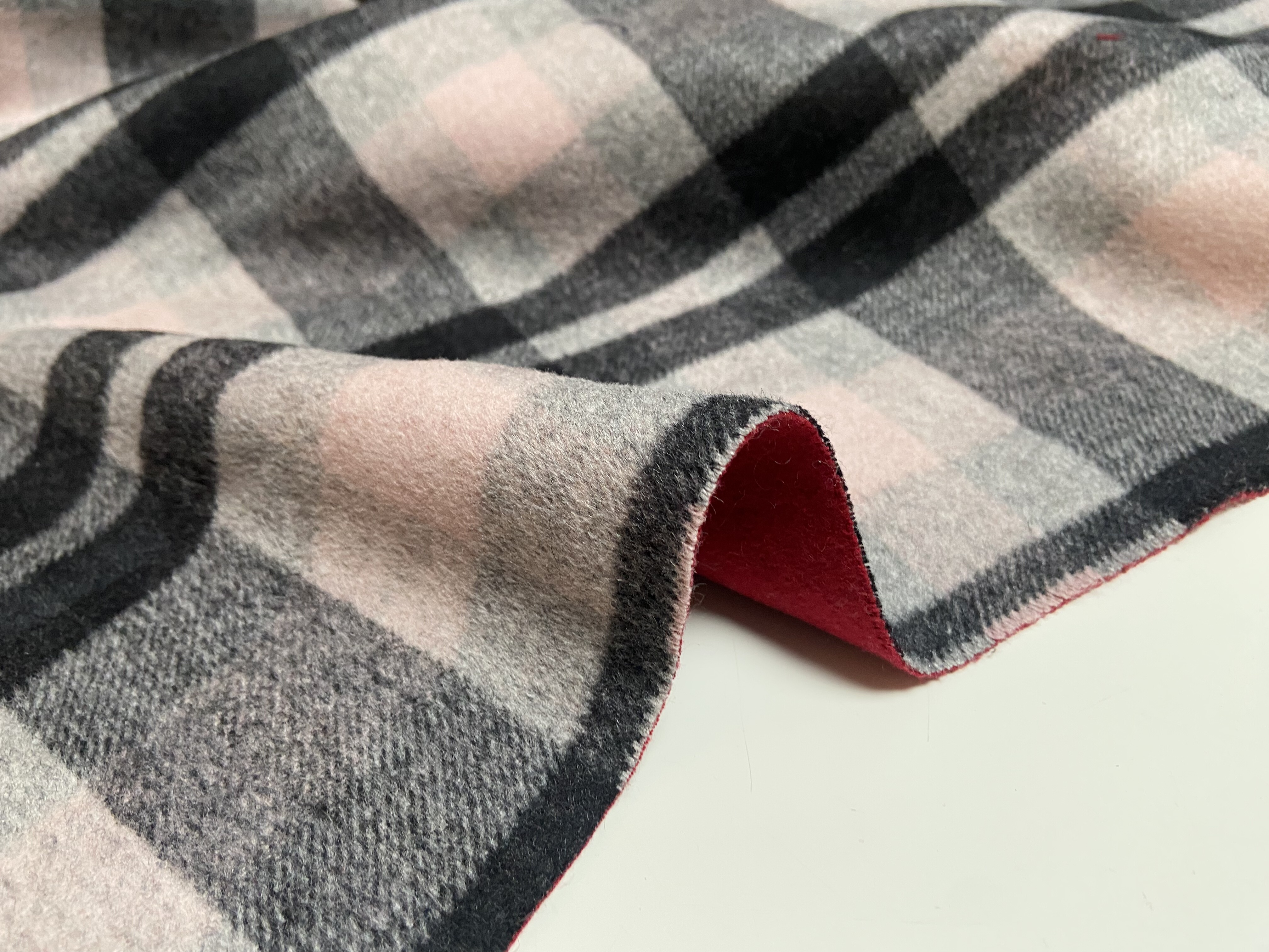 L0121 艺术双面可剥羊绒设计师布料1.50米乘1.40,居家布艺,海绵垫/布料/面料/手工diy,淘宝优惠券,粉丝福利购,淘宝优惠卷