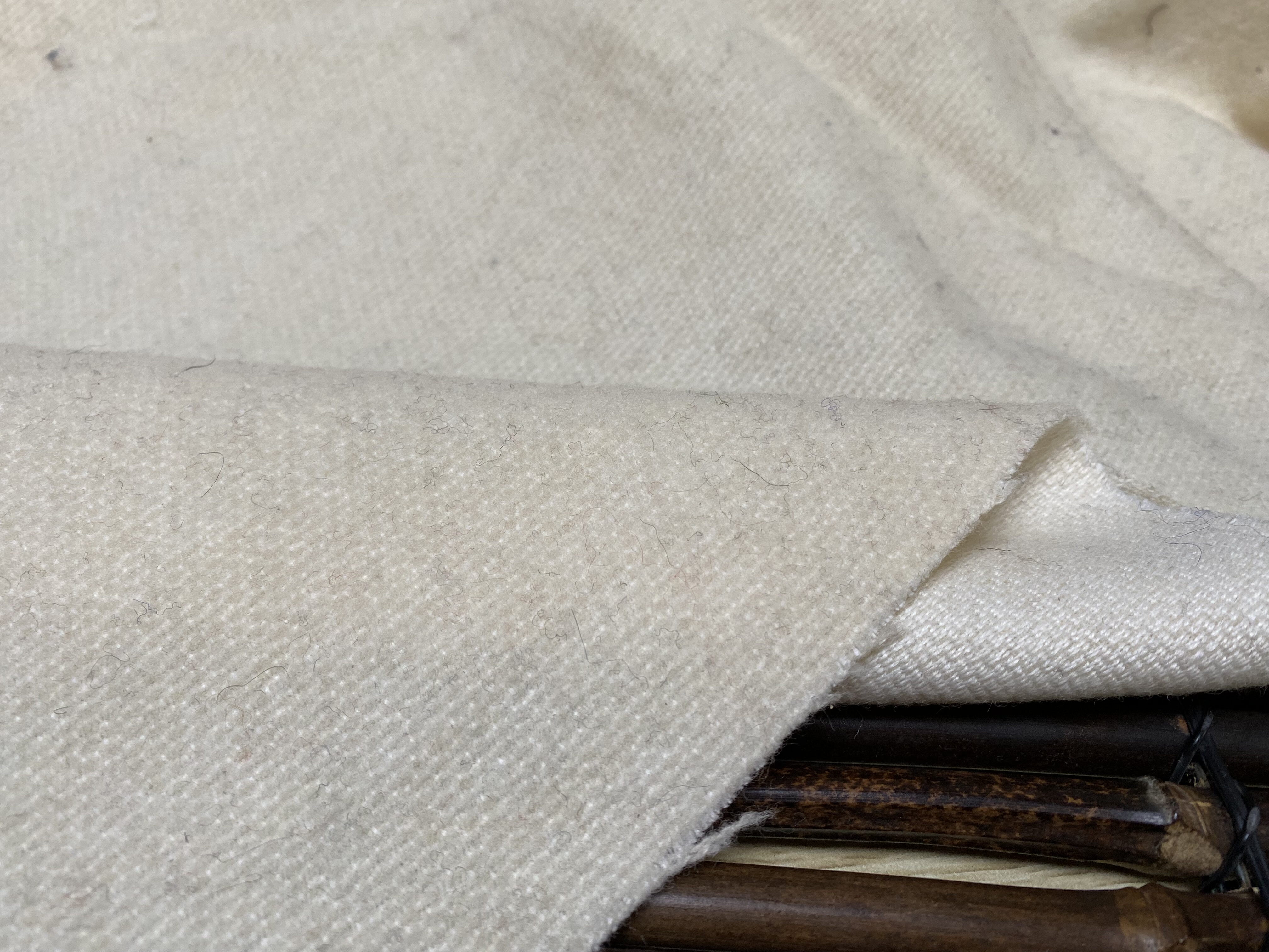 T1130 日本蚕丝羊绒设计师布料1.5米×1.4米